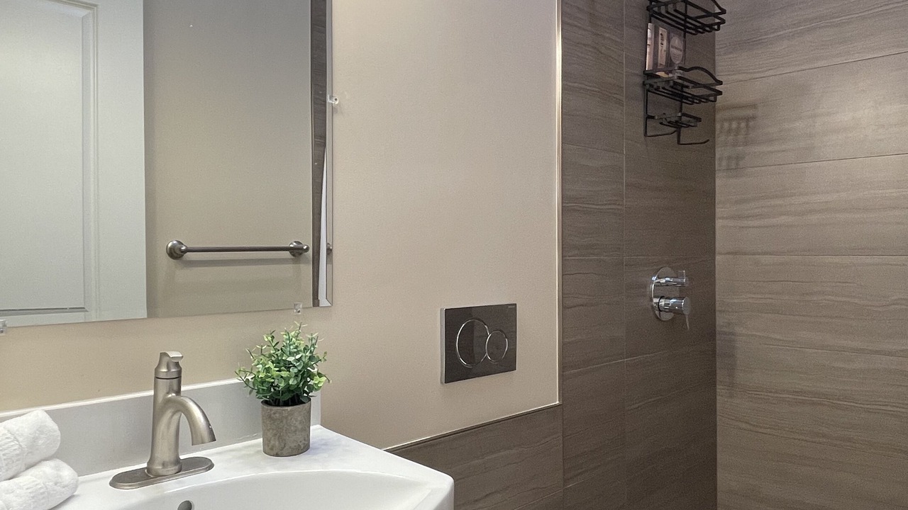 Photo of Bathroom in Visitacion Valley