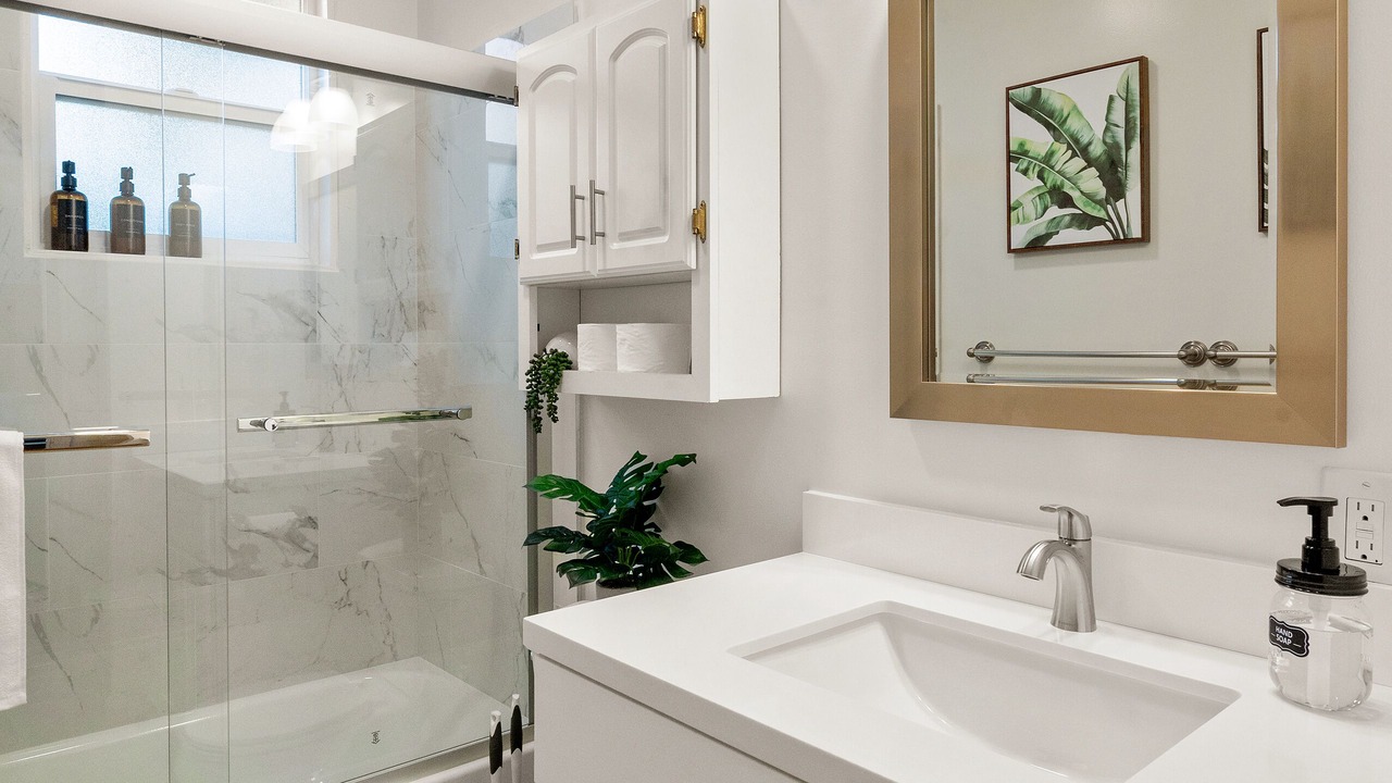 Photo of Bathroom in Old Mountain View