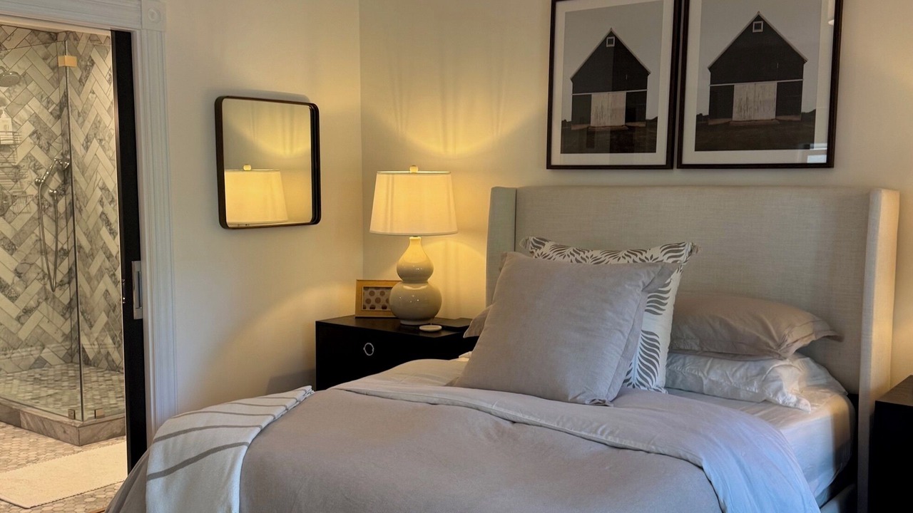 Photo of Bedroom in Lower Pacific Heights