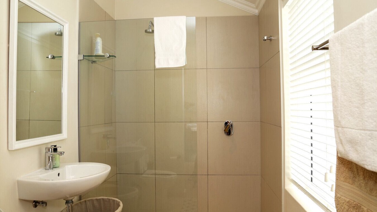 Photo of Bathroom in Eastcliff