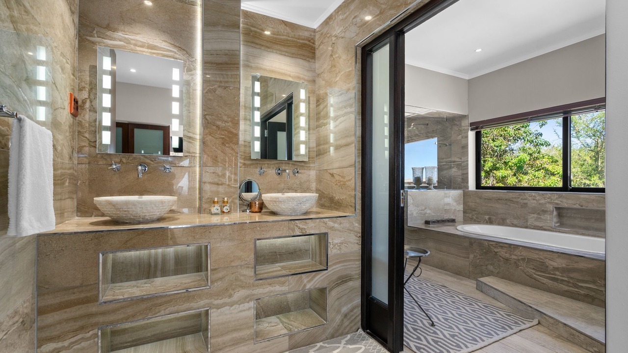 Photo of Bathroom in Strand