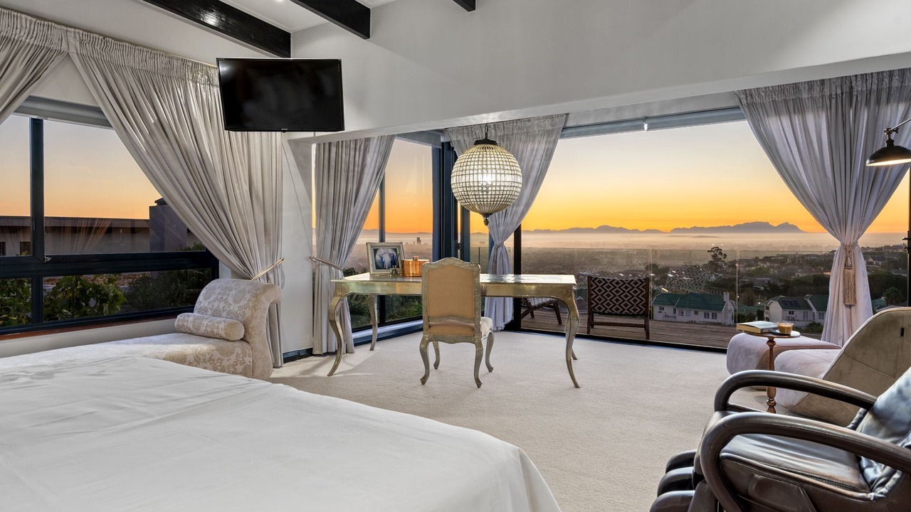 Photo of Bedroom in Strand