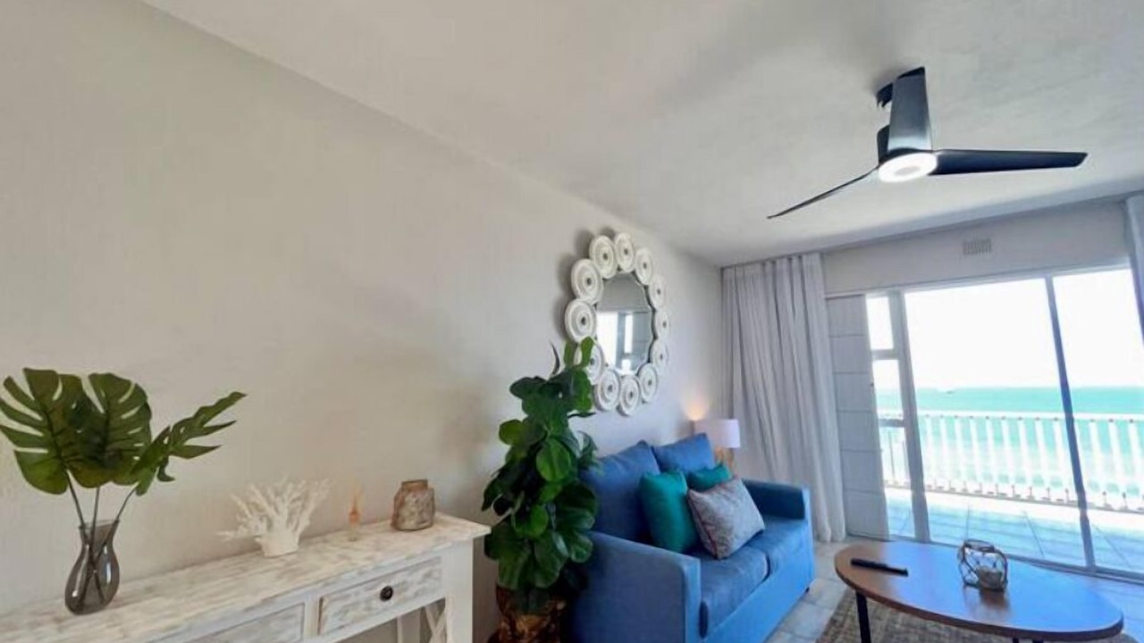 Photo of Livingroom in Umdloti