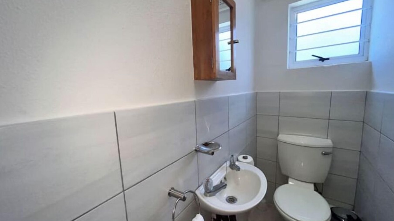 Photo of Bathroom in Umdloti