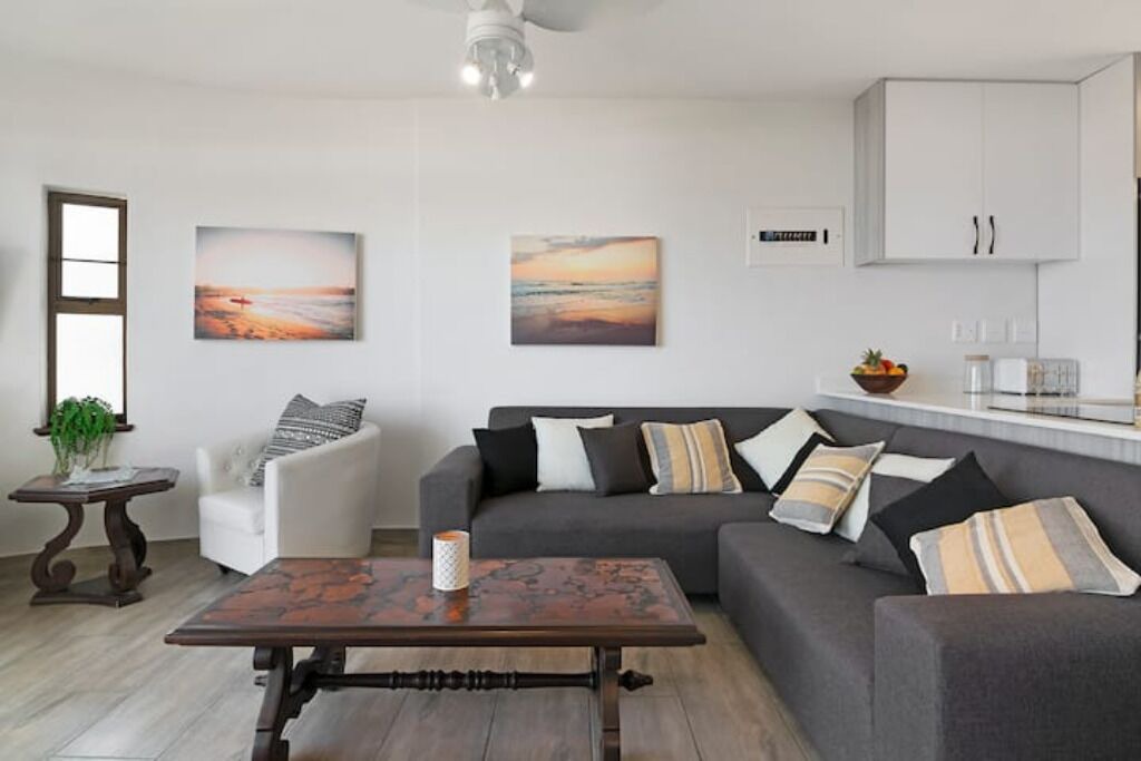 Photo of Livingroom in Selection Beach
