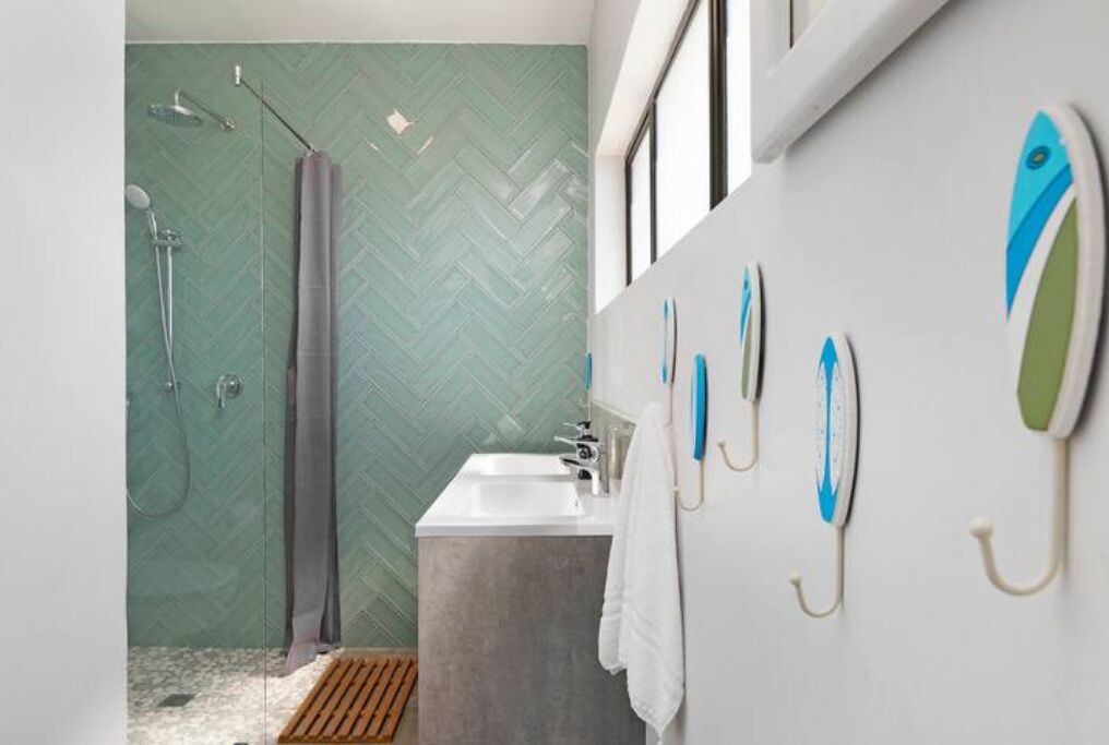 Photo of Bathroom in Selection Beach