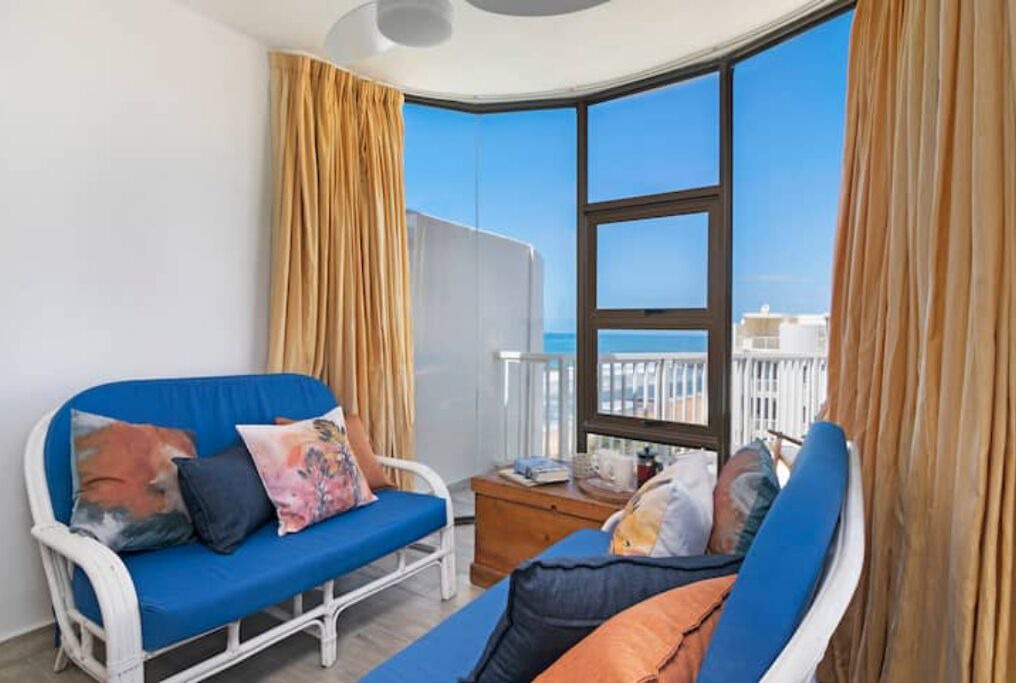 Photo of Livingroom in Selection Beach