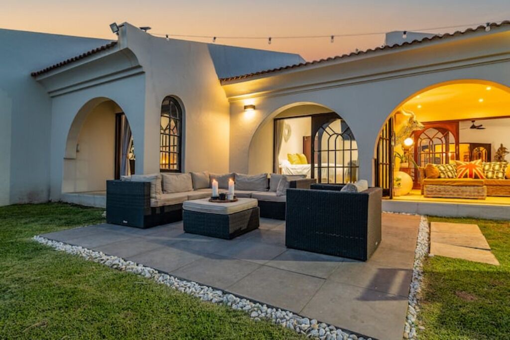 Photo of Patio Balcony in Sheffield Beach
