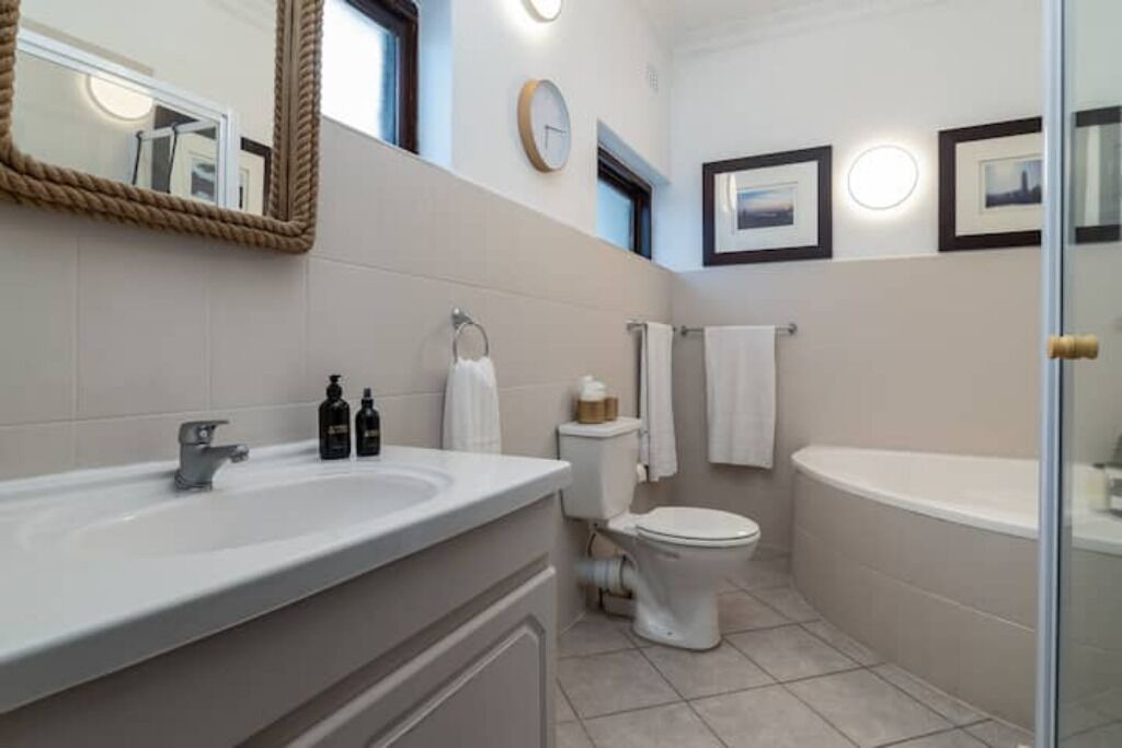 Photo of Bathroom in Sheffield Beach