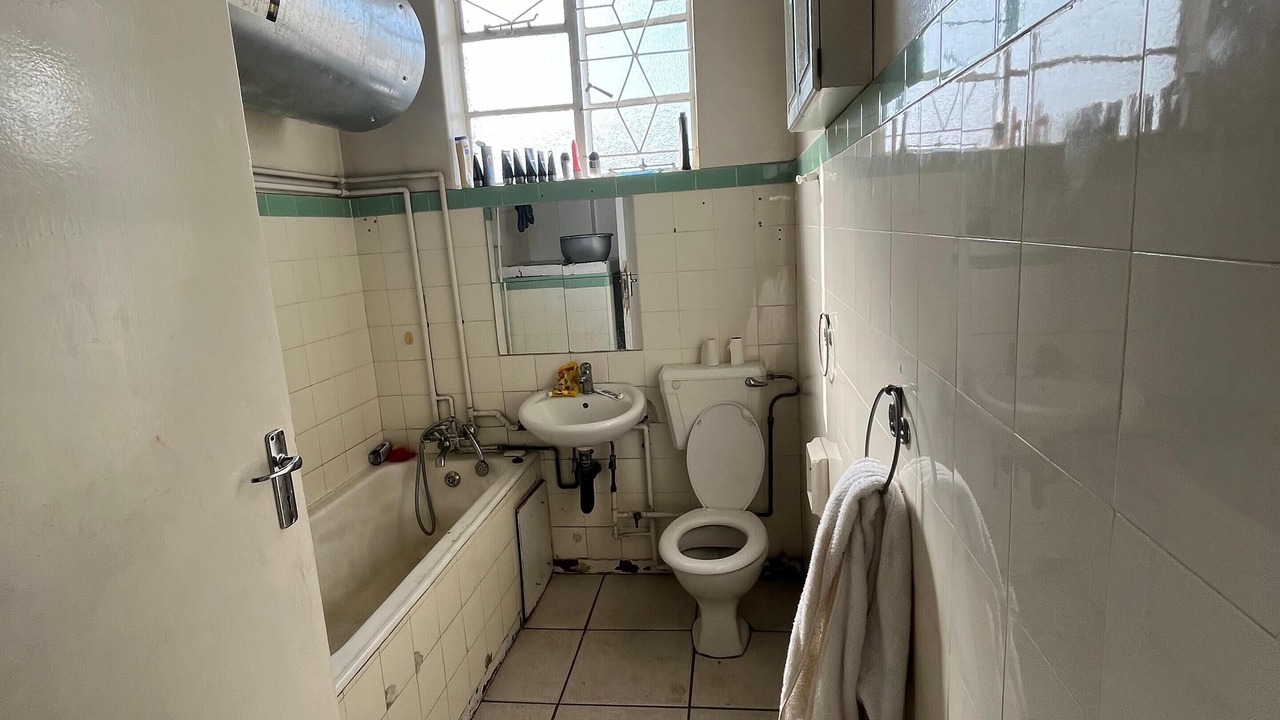 Photo of Bathroom in Greater Johannesburg Metropolitan Area