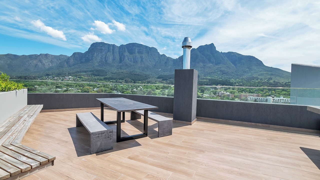 Photo of Outdoor in Claremont