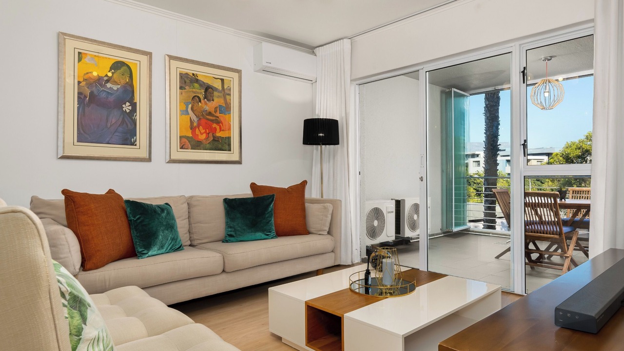 Photo of Livingroom in Century City