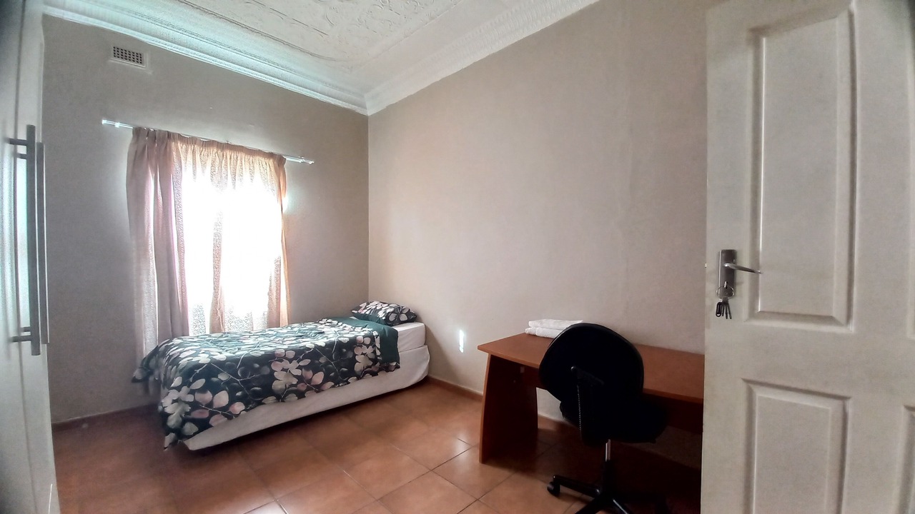 Photo of Bedroom in Greater Johannesburg Metropolitan Area
