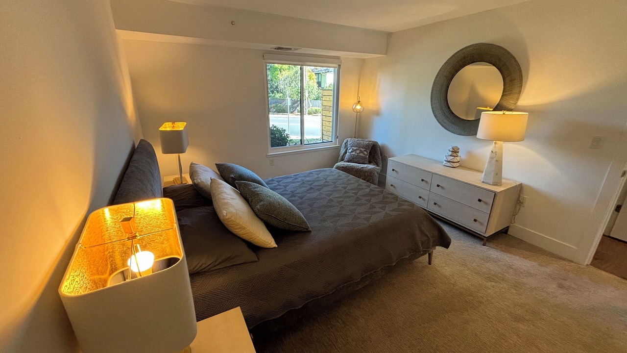 Photo of Bedroom in Sharon Heights