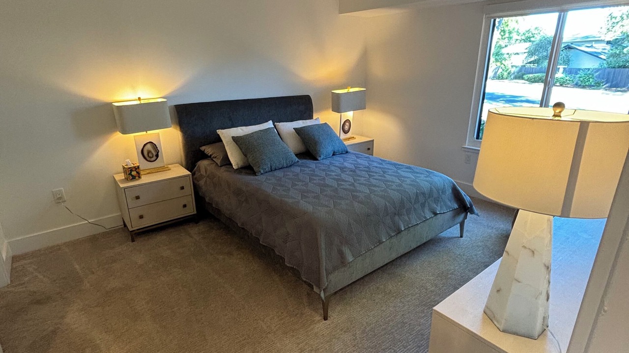 Photo of Bedroom in Sharon Heights