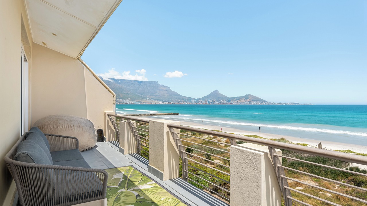 Photo of Outdoor in Lagoon Beach