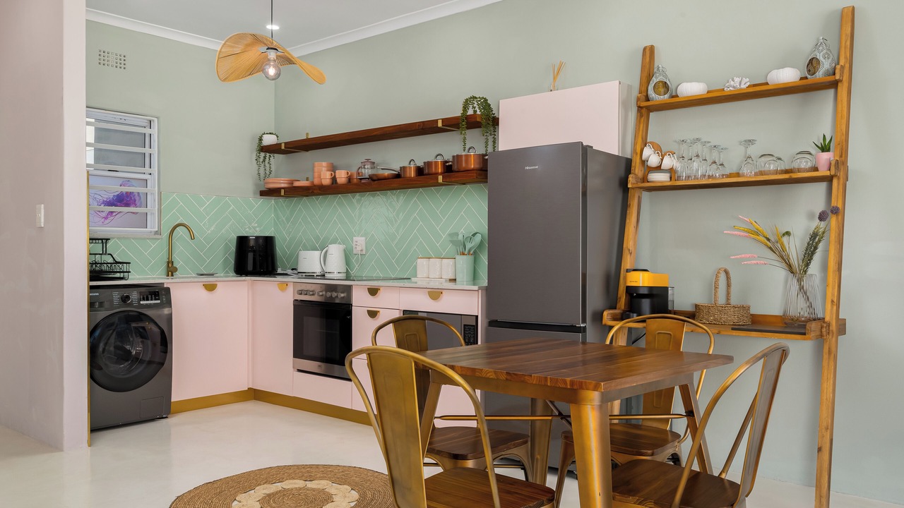 Photo of Kitchen in Lagoon Beach