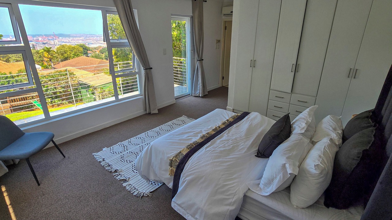 Photo of Bedroom in Berea