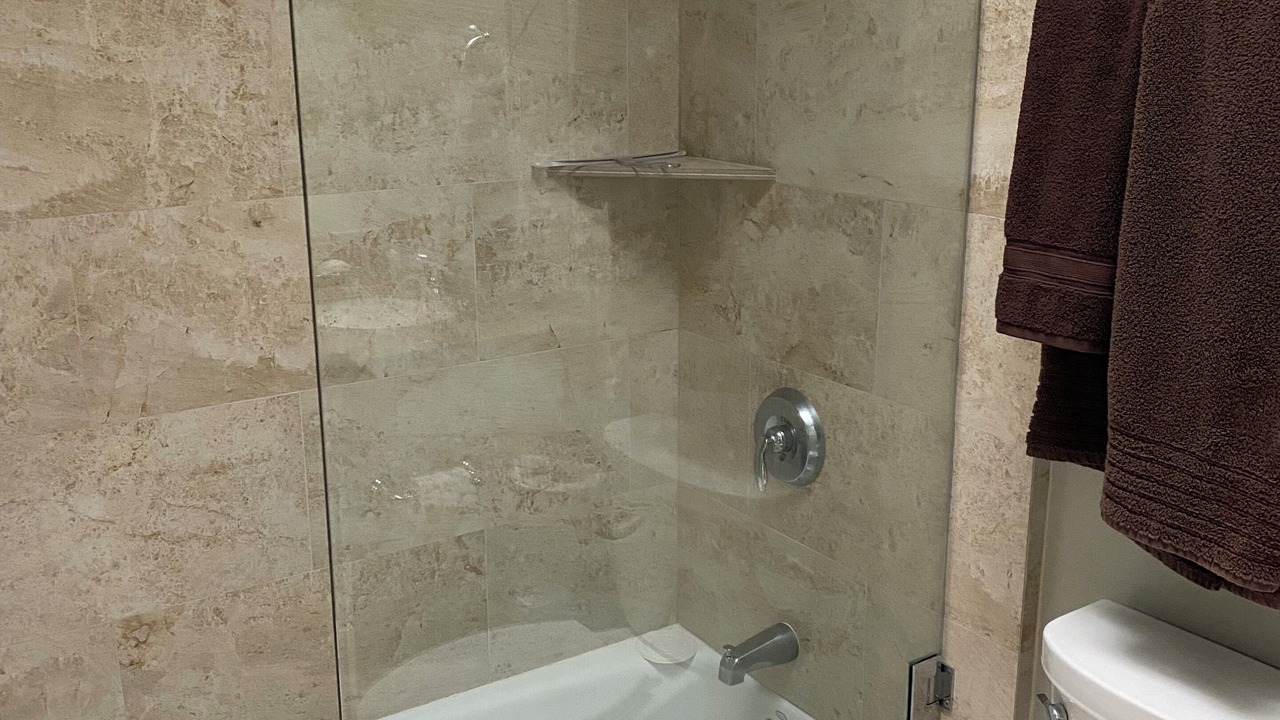 Photo of Bathroom in Duveneck - St. Francis