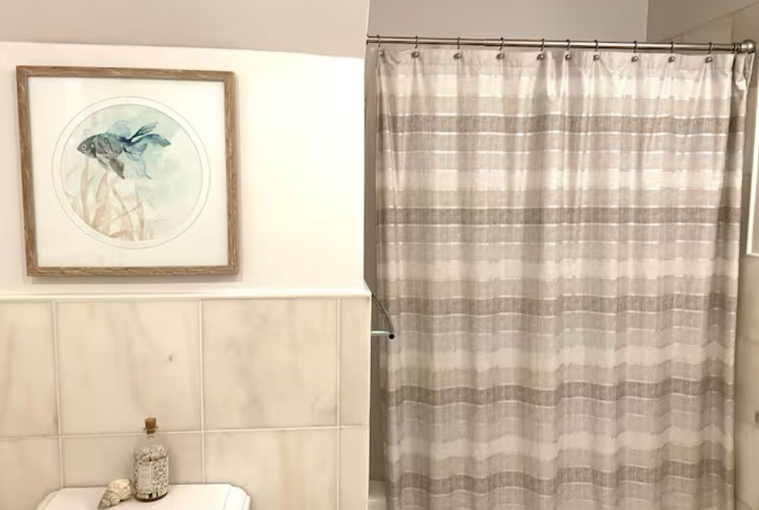 Photo of Bathroom in Crocker-Amazon