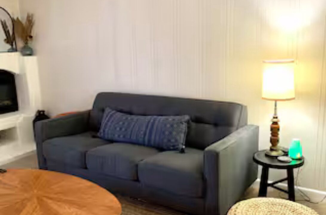 Photo of Livingroom in Crocker-Amazon