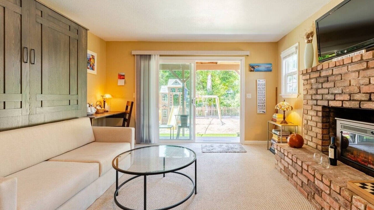 Photo of Livingroom in Aptos