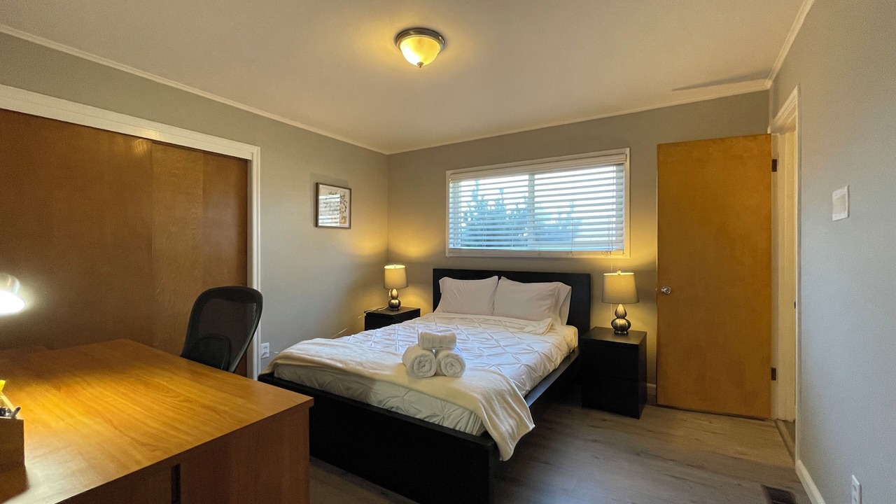 Photo of Bedroom in North Central
