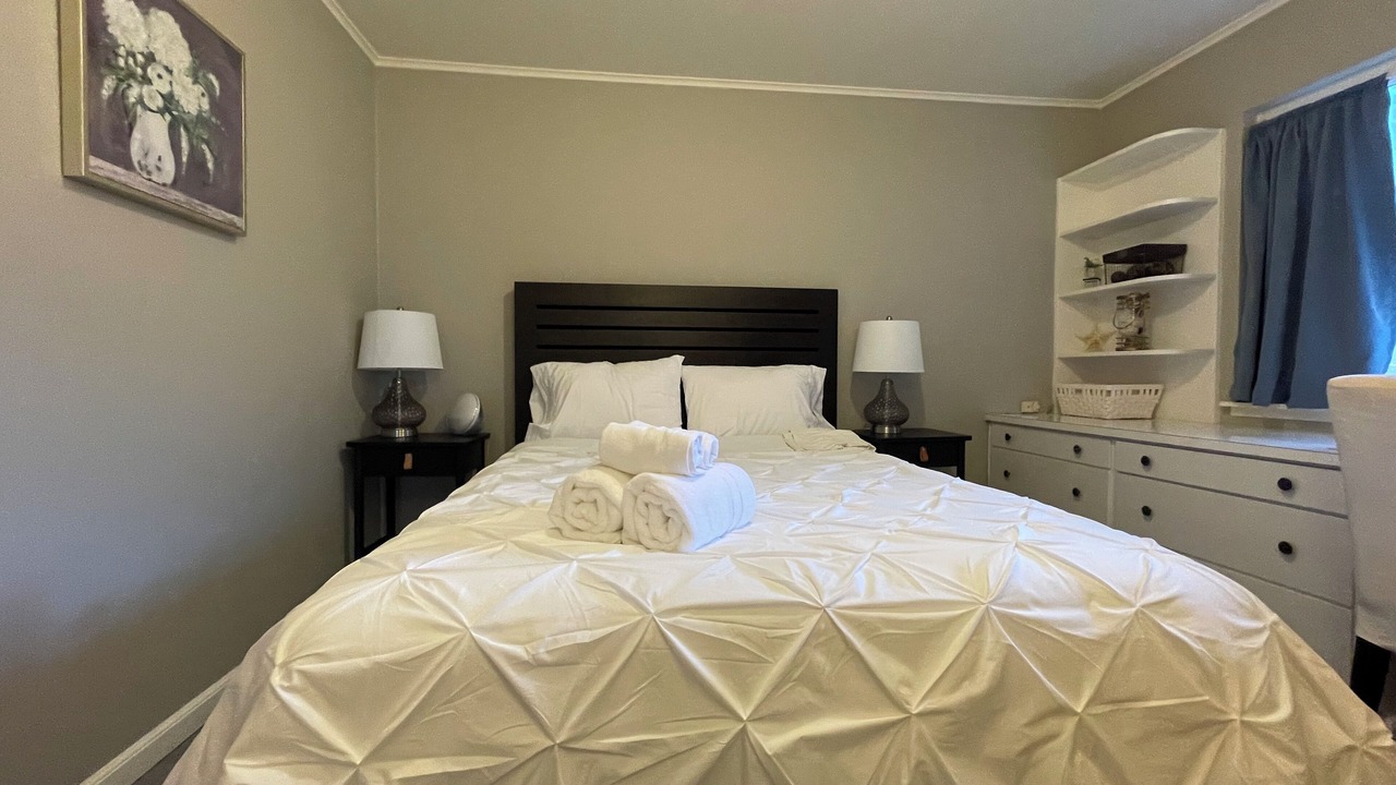 Photo of Bedroom in North Central