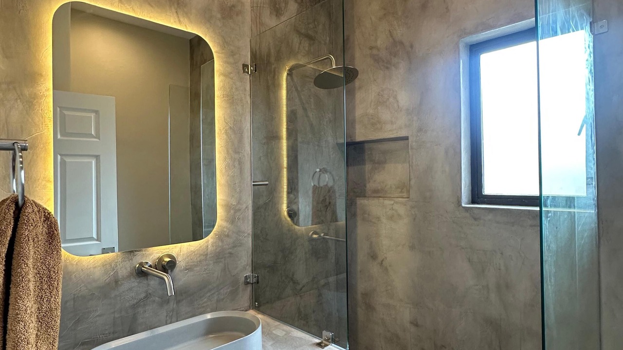 Photo of Bathroom in Tinley Manor