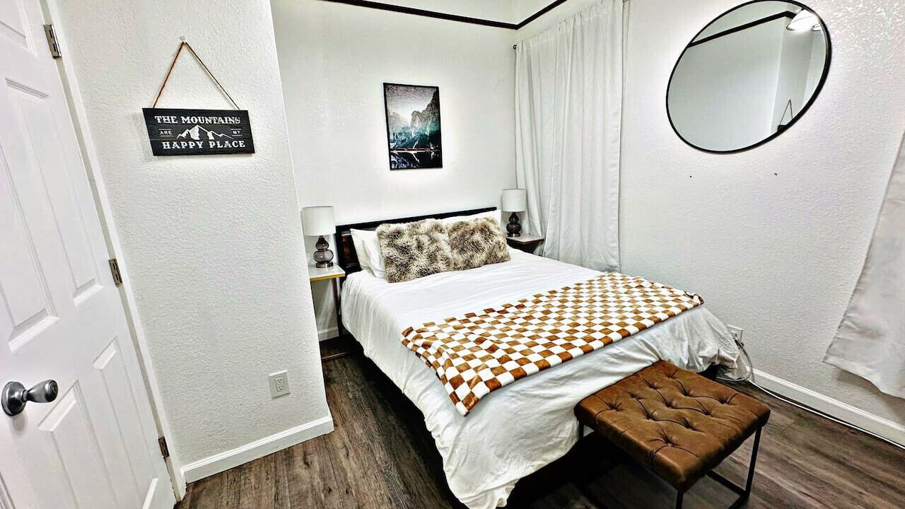Photo of Bedroom in Downtown Sacramento