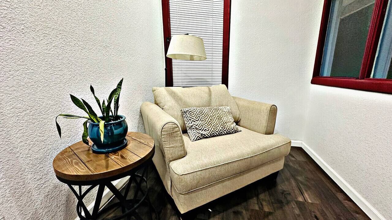 Photo of Livingroom in Downtown Sacramento