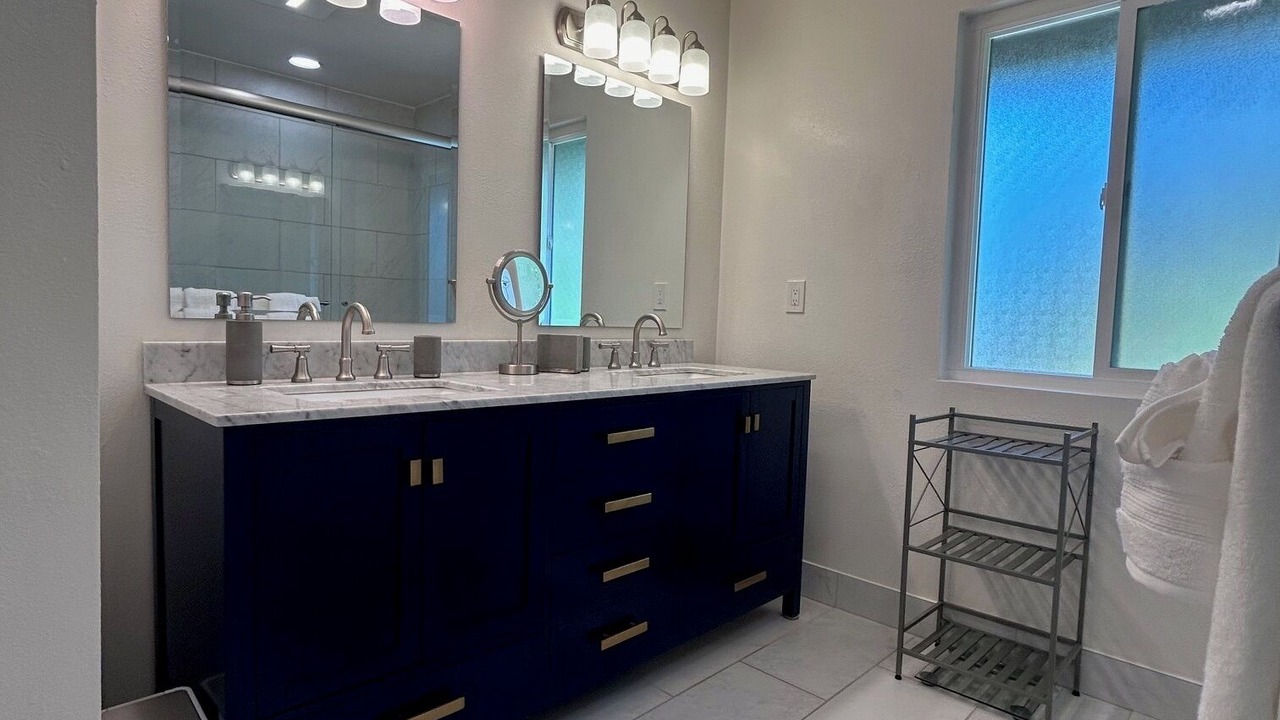 Photo of Bathroom in Arden-Arcade