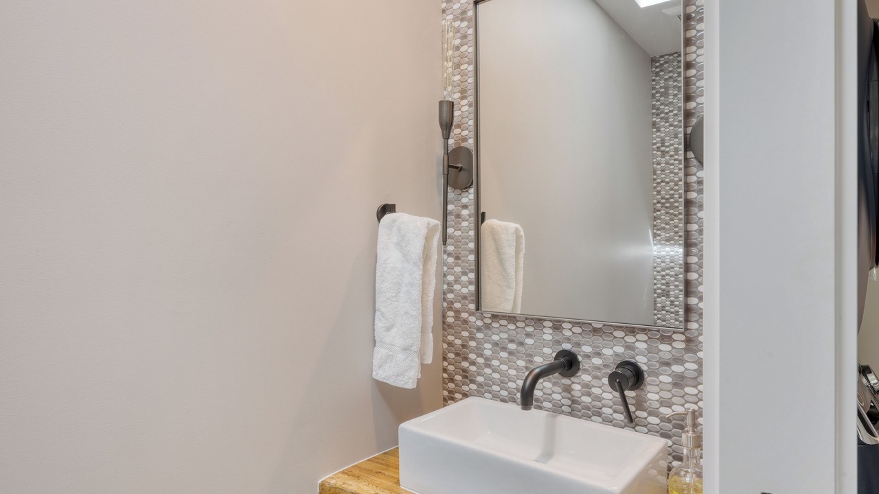 Photo of Bathroom in Kenwood