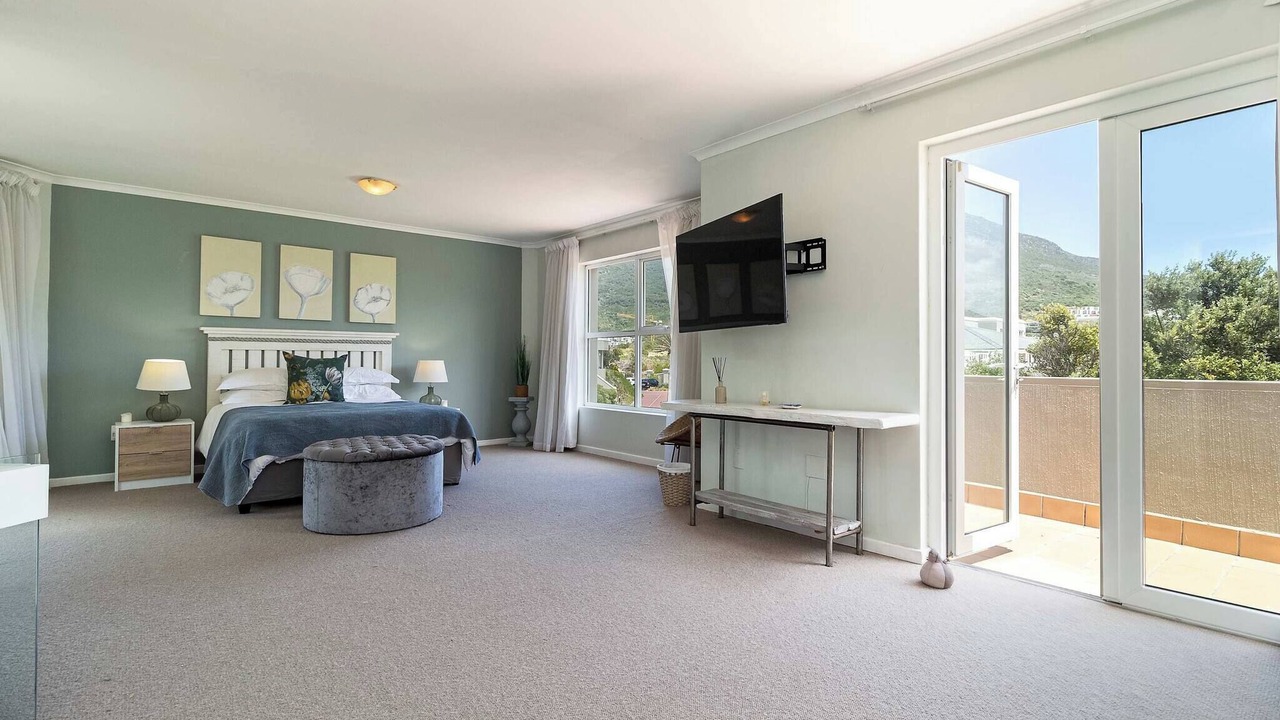 Photo of Bedroom in Scott Estate