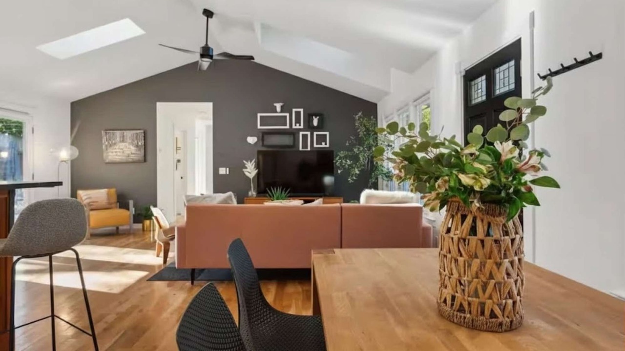 Photo of Livingroom in Glen Ellen