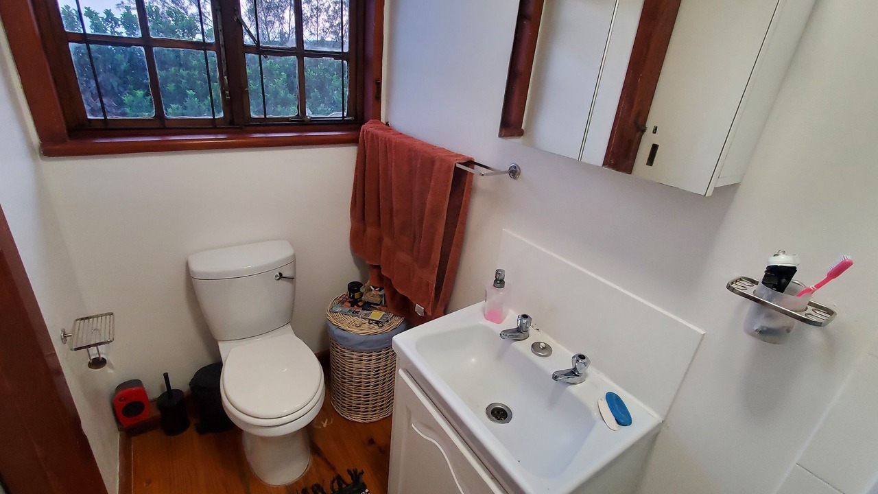 Photo of Bathroom in Elysium