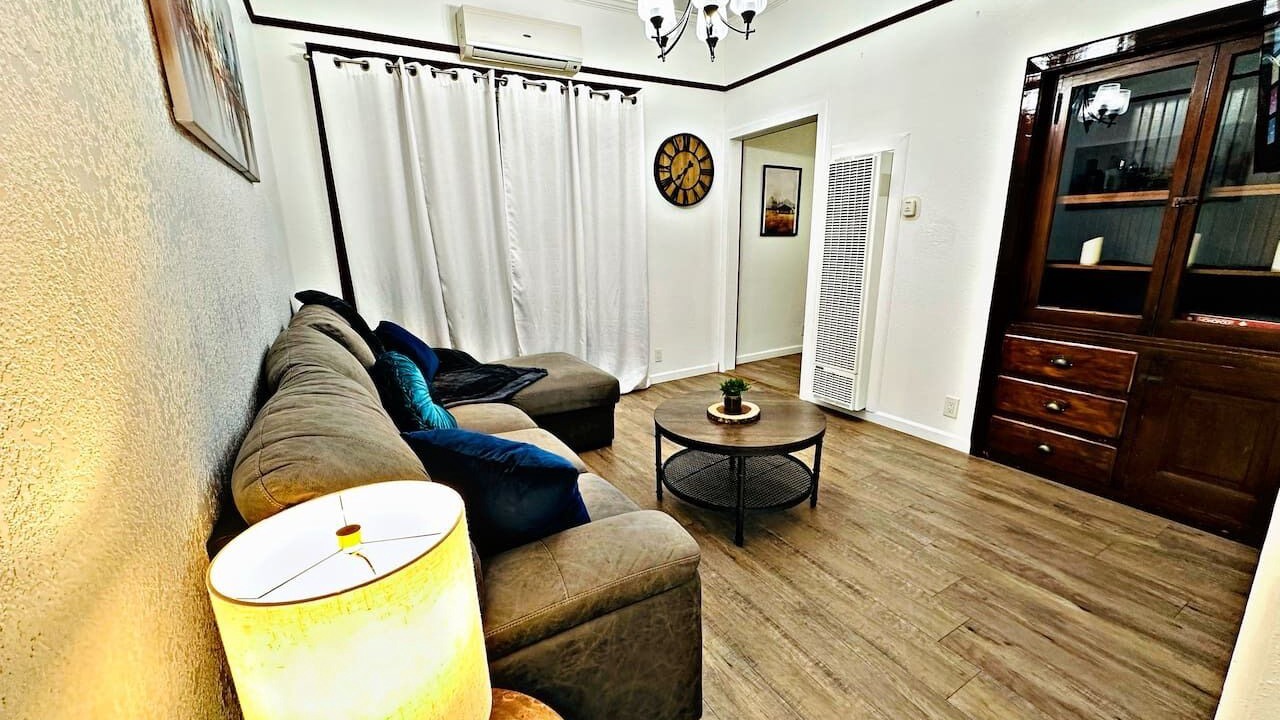 Photo of Livingroom in Downtown Sacramento