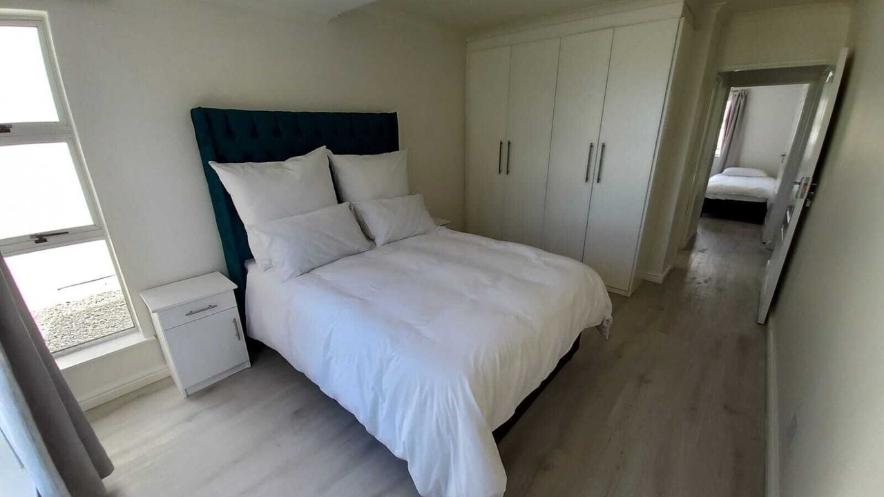 Photo of Bedroom in Hermanus