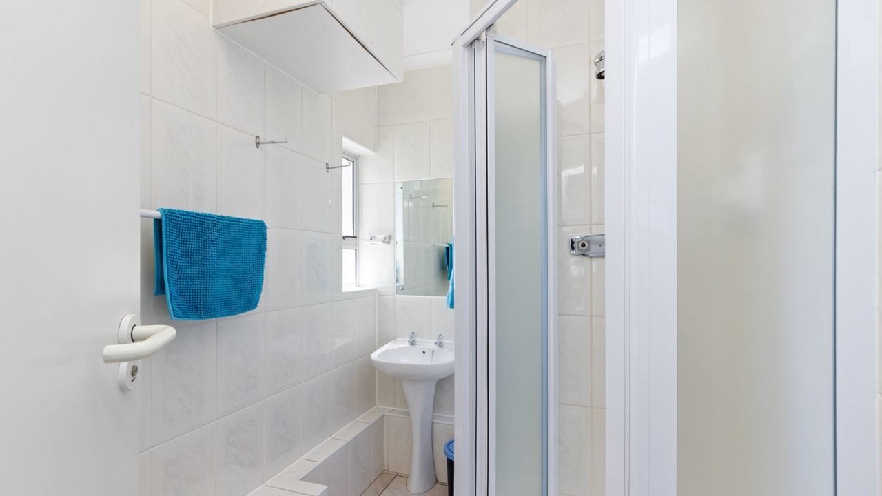 Photo of Bathroom in Strand