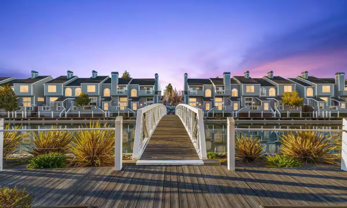 Photo of Outdoor in Redwood Shores