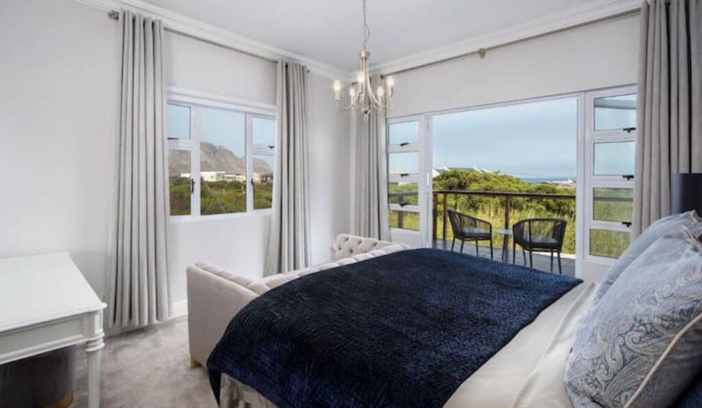 Photo of Bedroom in Betty's Bay