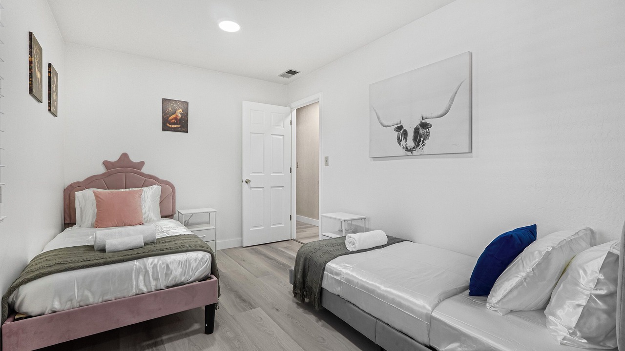 Photo of Bedroom in Avalon