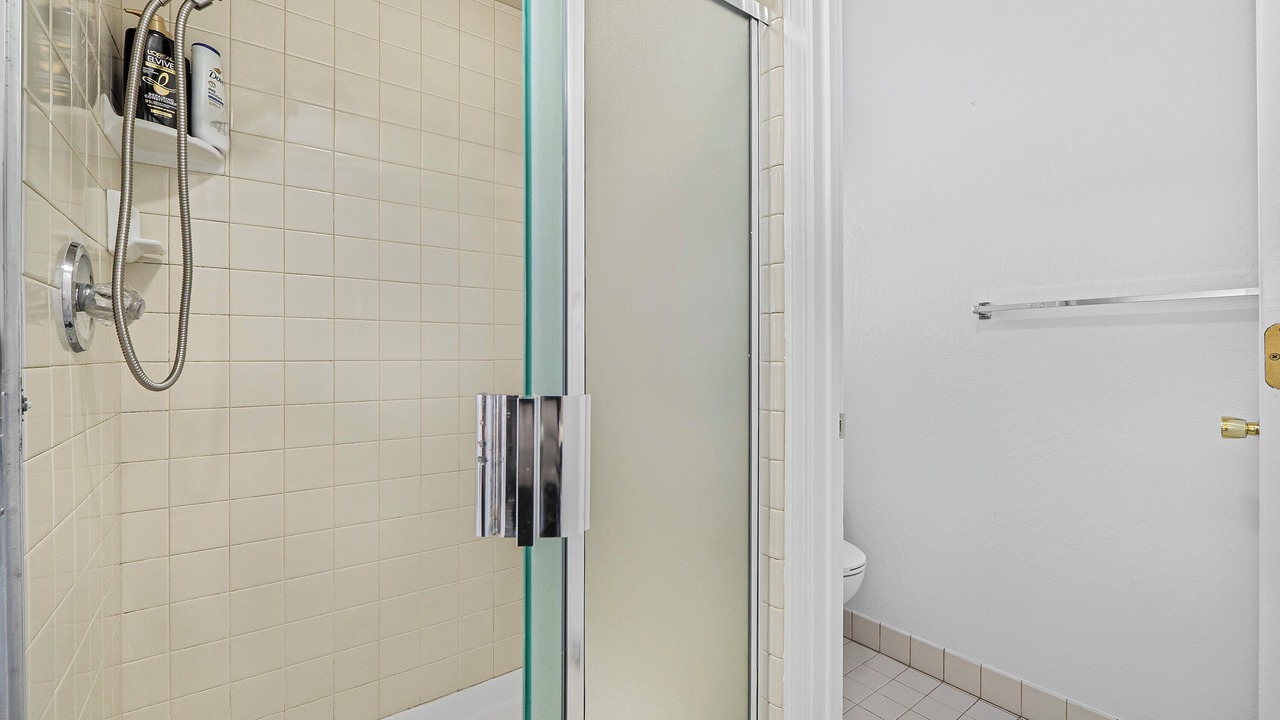 Photo of Bathroom in Avalon