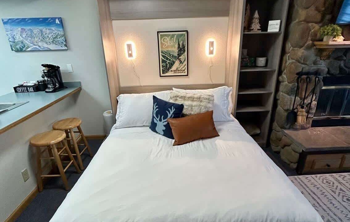 Photo of Bedroom in Kirkwood