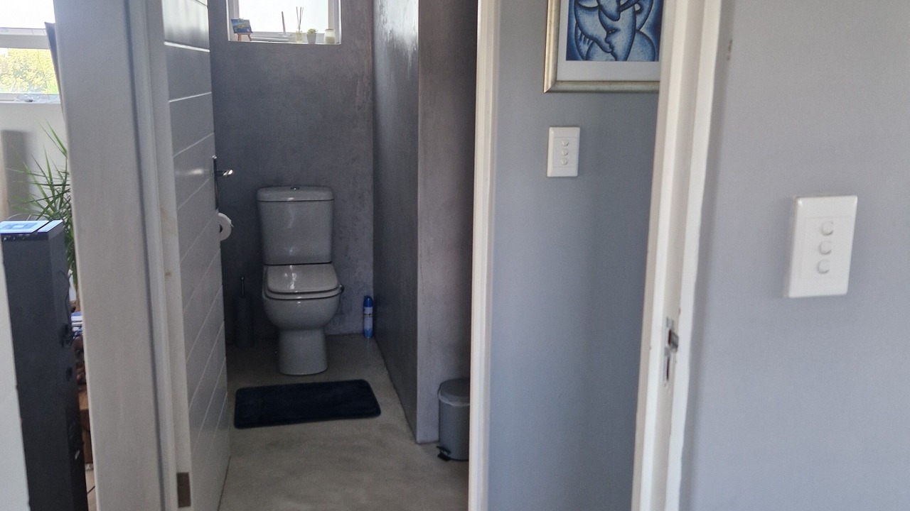 Photo of Bathroom in Sandbaai