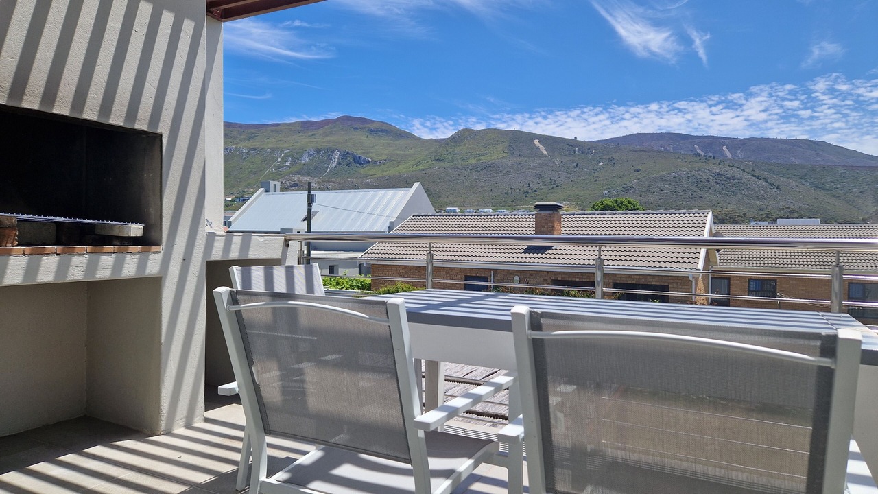 Photo of Outdoor in Sandbaai