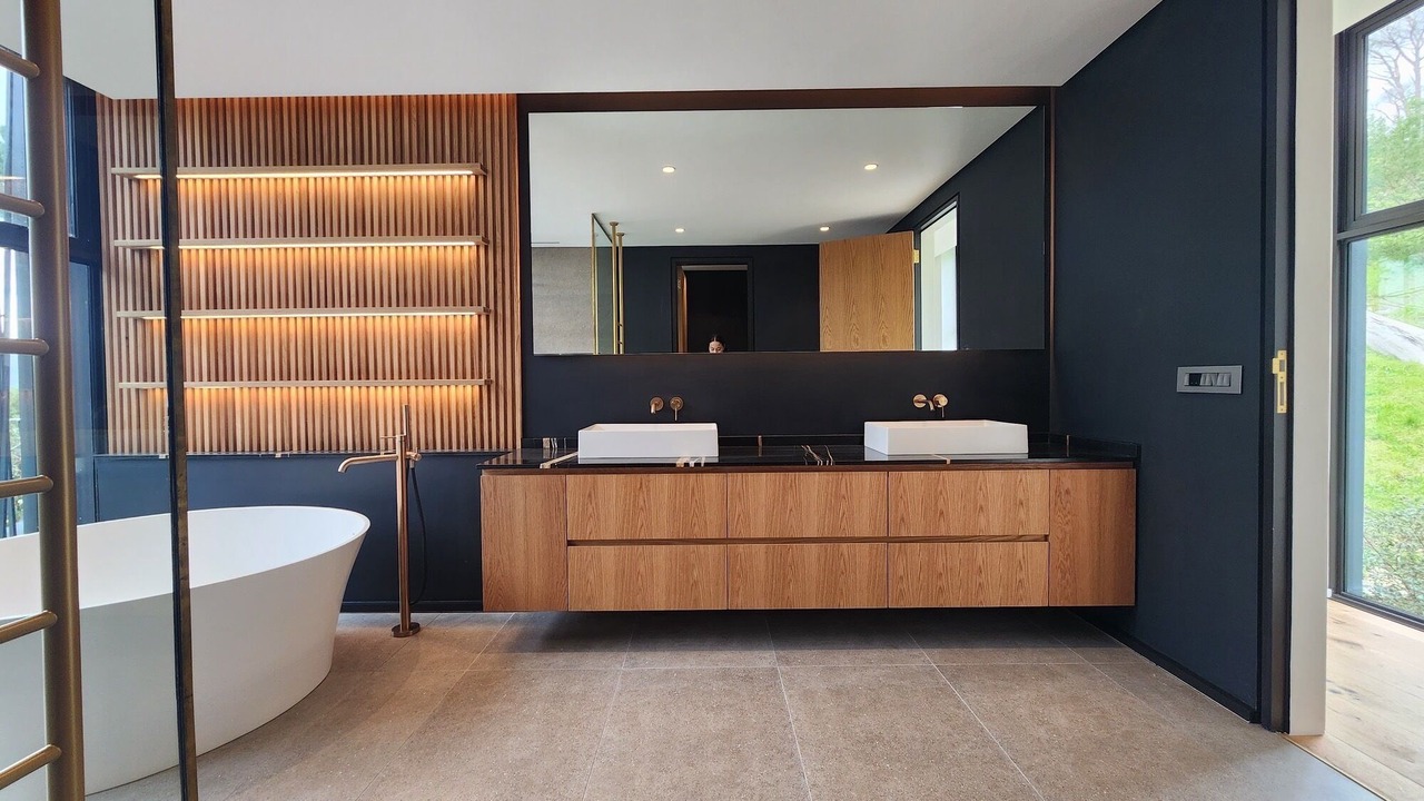 Photo of Bathroom in Cape Town City Centre