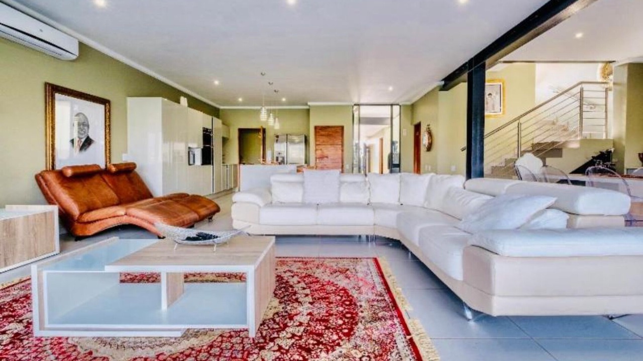 Photo of Livingroom in Kosmos