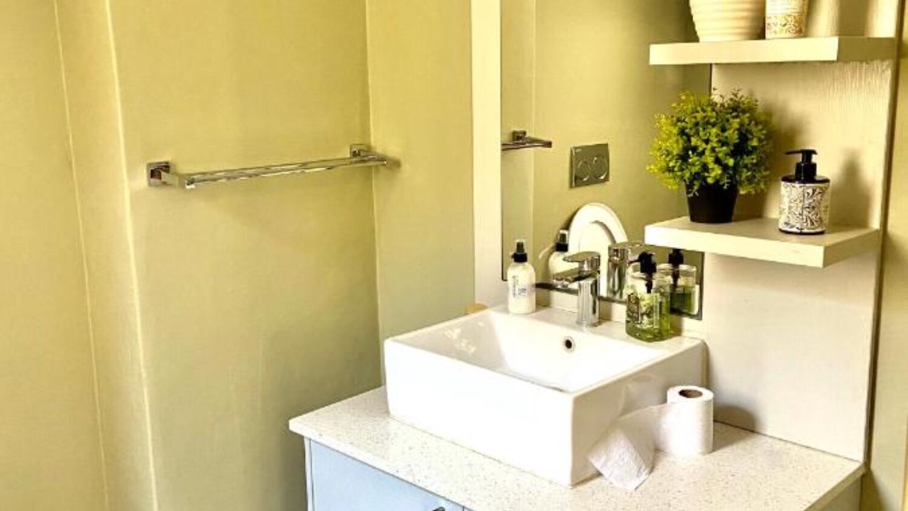 Photo of Bathroom in Kosmos