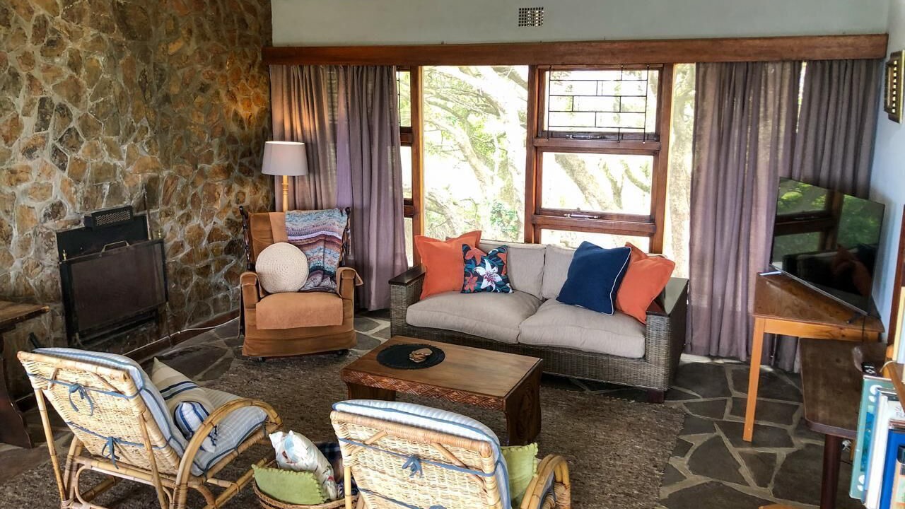 Photo of Livingroom in Betty's Bay